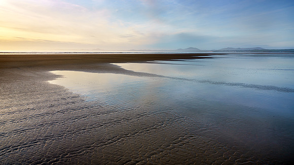 Lines and pools, Harlech Beach
