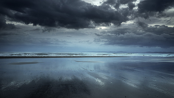 Falling light, Harlech.